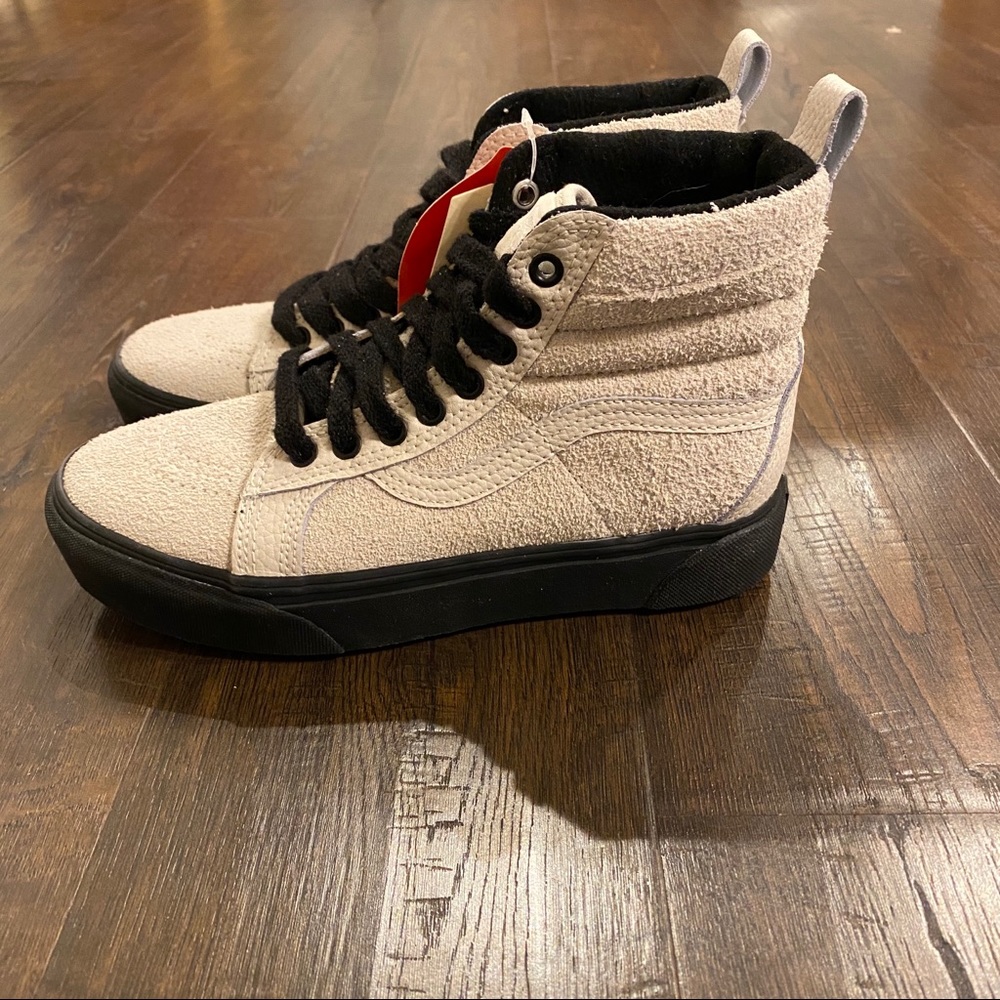 VANS Sk8-Hi Mte Suede Platform Moonbeam Shoes - Picture 7 of 13